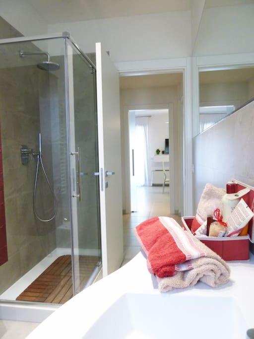 Modern & Strategic Apartment Sienne Extérieur photo